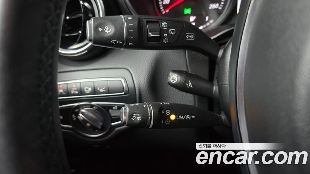 Mercedes-Benz GLC-Class 2019 — photo 26