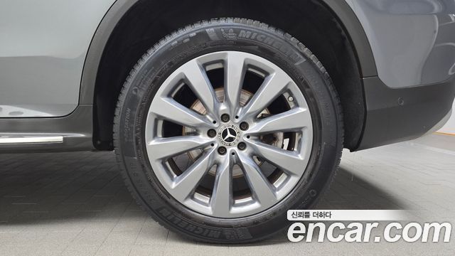 Mercedes-Benz GLC-Class 2019 — photo 7