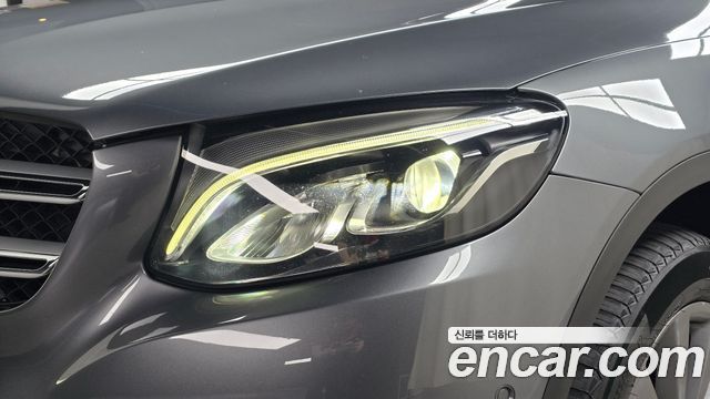 Mercedes-Benz GLC-Class 2019 — photo 8