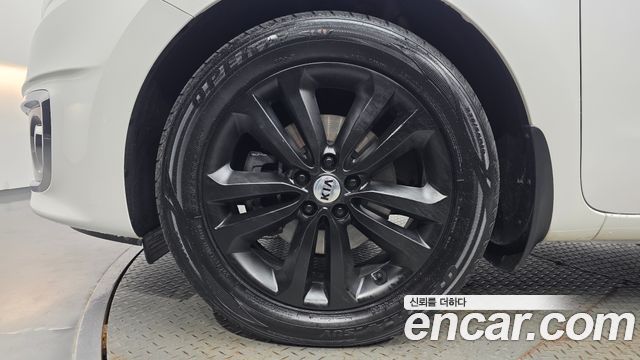 Kia Canival 2017 — photo 5