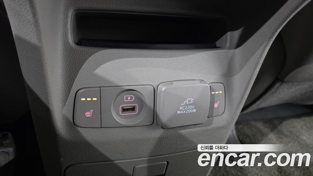Kia Canival 2017 — photo 18