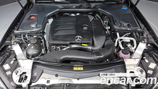 Mercedes-Benz E-Class 2022 — photo 6