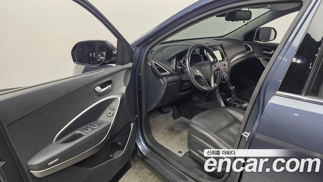 Hyundai Santafe 2017 — photo 10