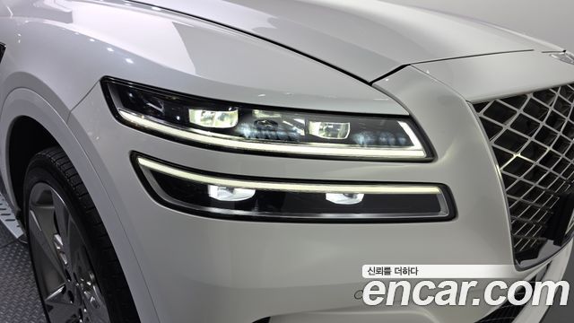 Genesis GV80 2020 — photo 8