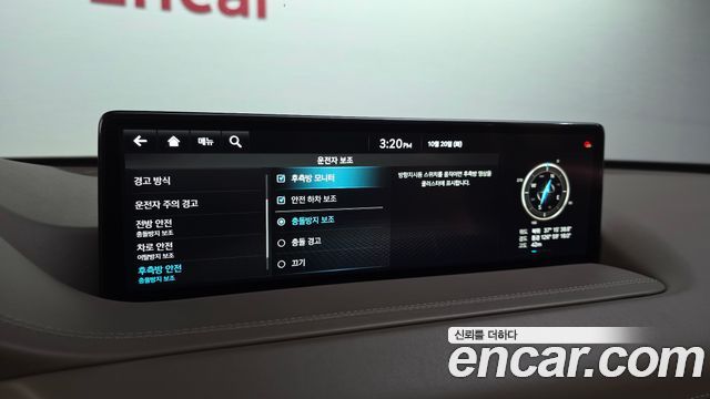 Genesis GV80 2020 — photo 28