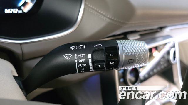 Genesis GV80 2020 — photo 30