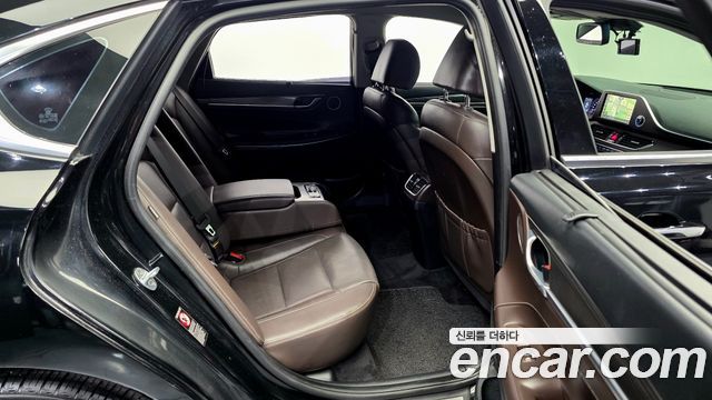 Hyundai Grandeur 2017 — photo 10