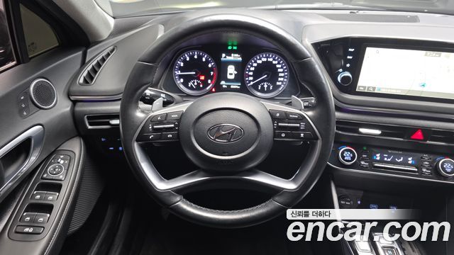Hyundai Sonata 2022 — photo 13