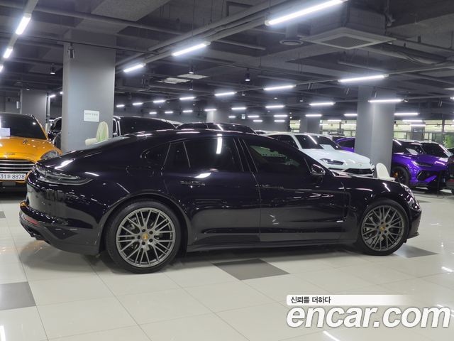 Porsche Panamera 2023 — photo 3