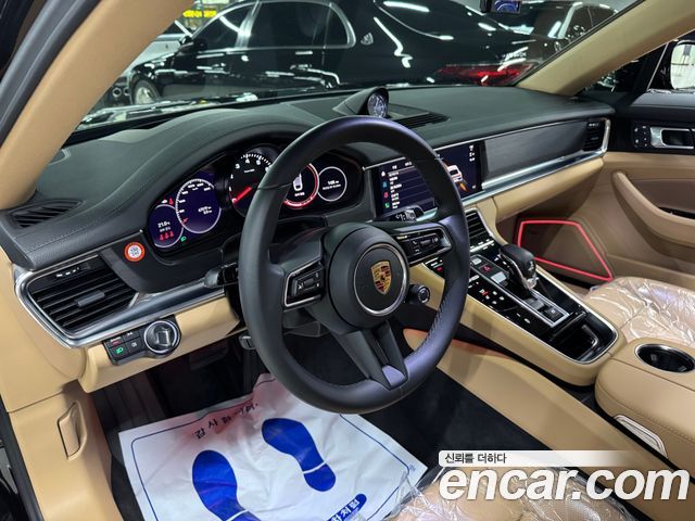Porsche Panamera 2023 — photo 4