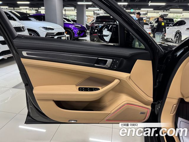 Porsche Panamera 2023 — photo 7