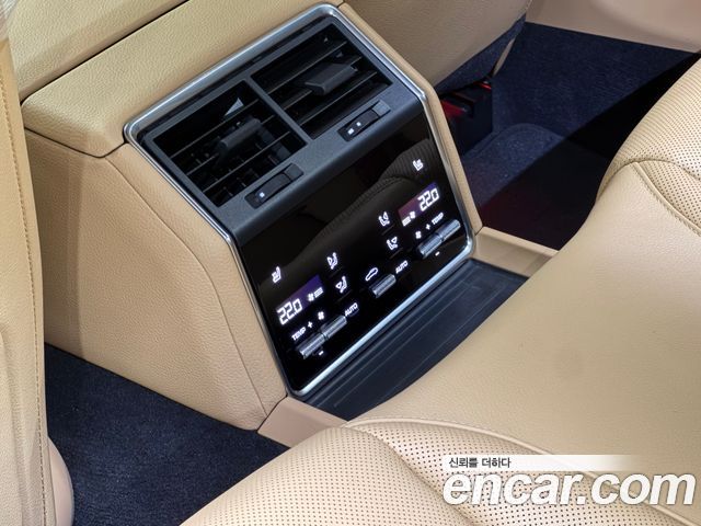 Porsche Panamera 2023 — photo 13
