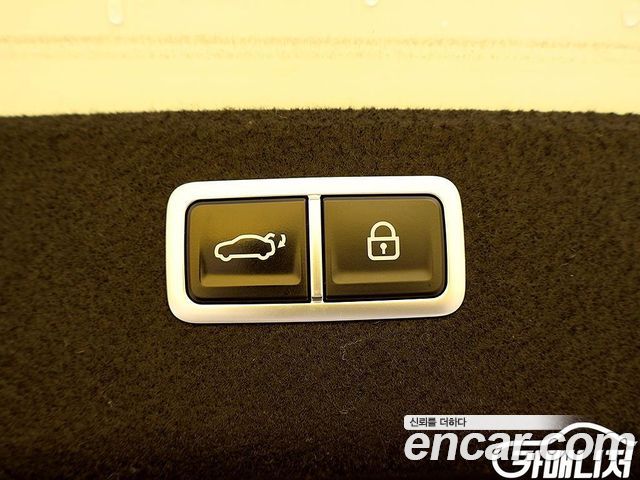 Genesis G80 2022 — photo 17