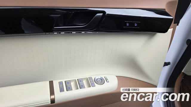 Hyundai Grandeur 2025 — photo 24