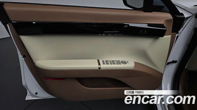 Hyundai Grandeur 2025 — photo 14