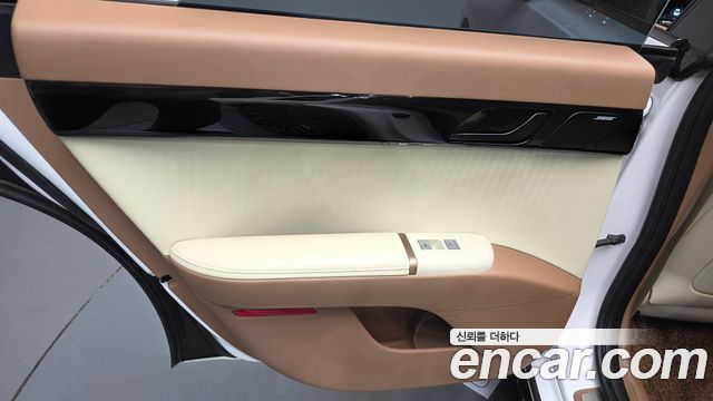 Hyundai Grandeur 2025 — photo 15
