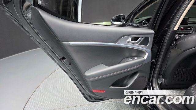 Genesis G70 2021 — photo 15