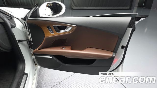 Audi A7 2016 — photo 14