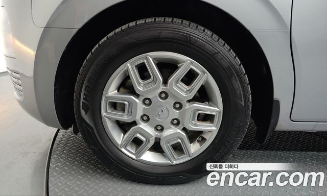 Hyundai Staria 2022 — photo 5