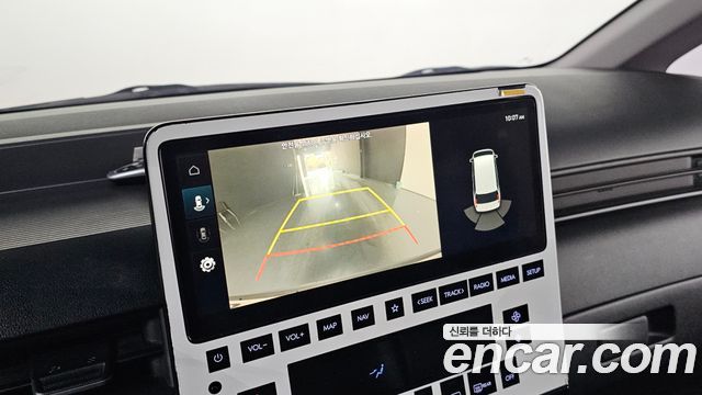 Hyundai Staria 2022 — photo 24