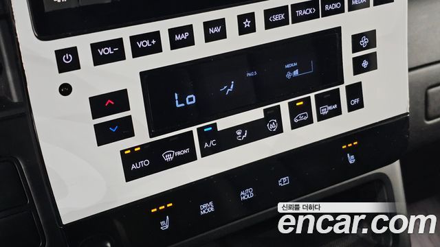 Hyundai Staria 2022 — photo 25