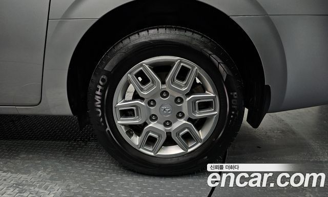 Hyundai Staria 2022 — photo 7