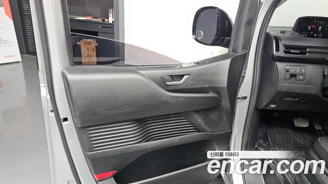 Hyundai Staria 2022 — photo 14