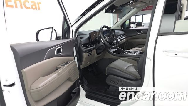Kia Canival 2025 — photo 13