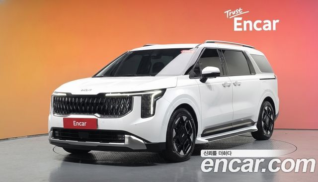Kia Canival 2025 — photo 1