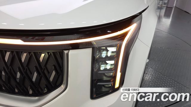 Kia Canival 2025 — photo 8
