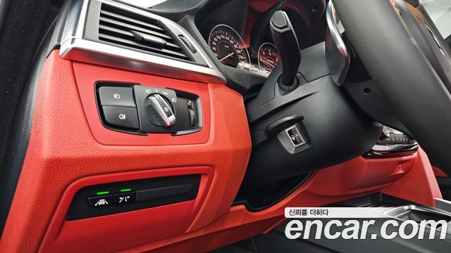 BMW 4-Series 2018 — photo 19
