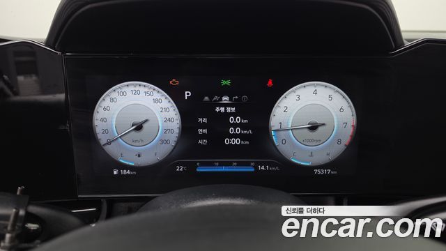 Hyundai AVANTE 2022 — photo 11