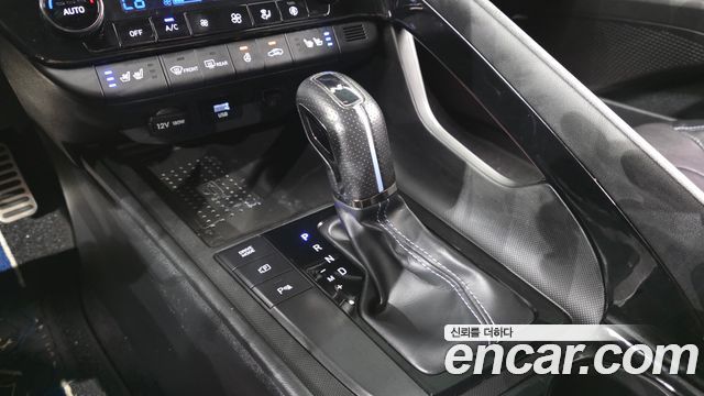 Hyundai AVANTE 2022 — photo 12