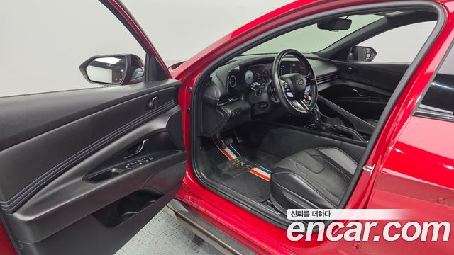 Hyundai AVANTE 2022 — photo 13
