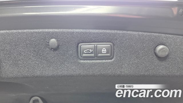 Kia K8 2022 — photo 31