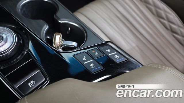Kia K8 2022 — photo 32