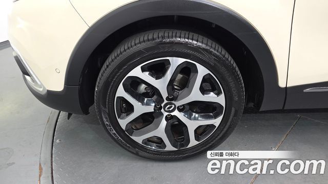 Renault Korea QM3 2018 — photo 5