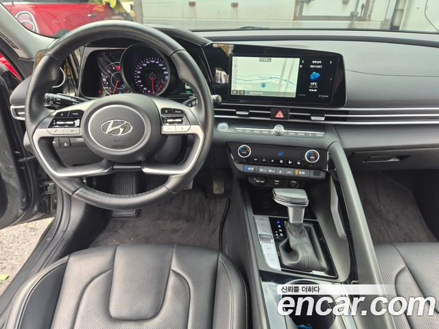 Hyundai AVANTE 2023 — photo 12