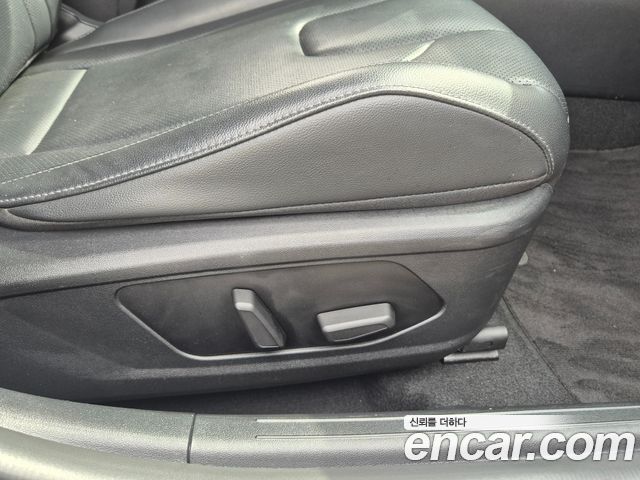 Hyundai AVANTE 2023 — photo 19