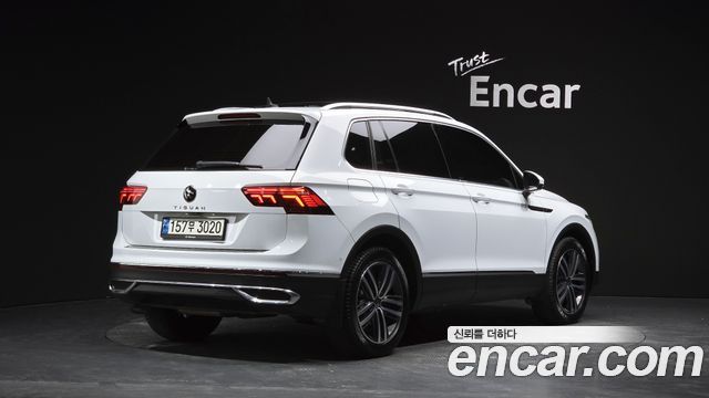 Volkswagen Tiguan 2022 — photo 2