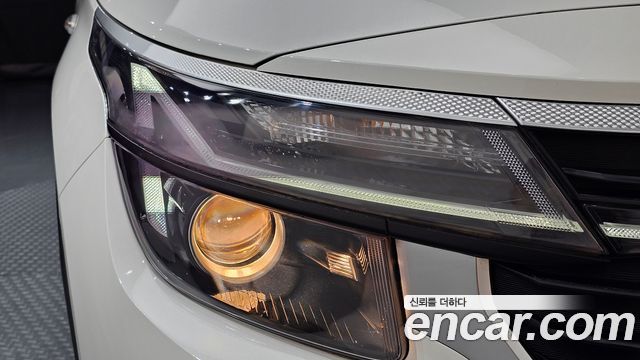 Kia Seltos 2024 — photo 8
