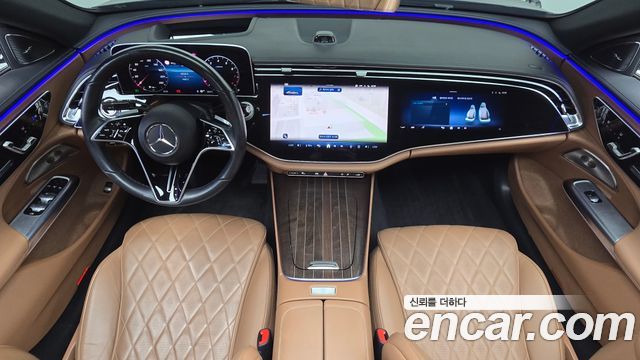 Mercedes-Benz E-Class 2024 — photo 10