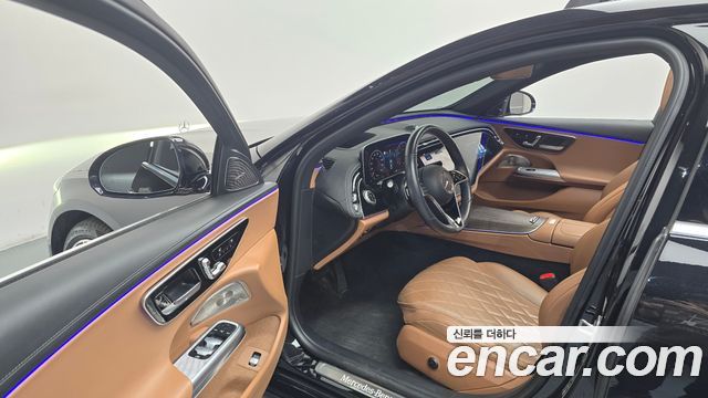 Mercedes-Benz E-Class 2024 — photo 13