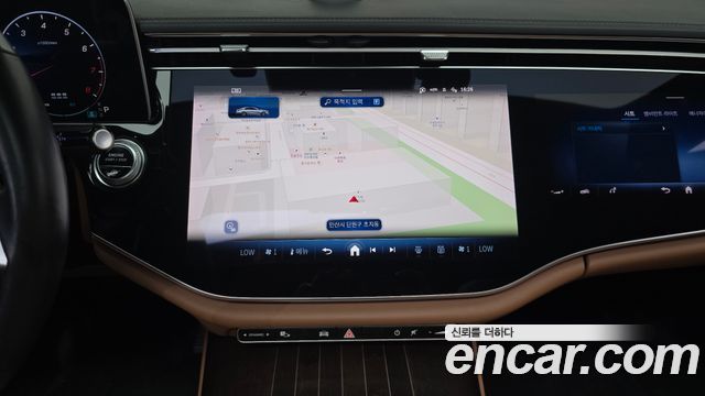 Mercedes-Benz E-Class 2024 — photo 18