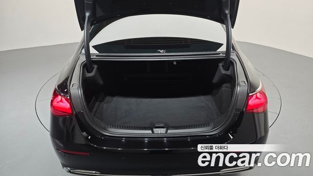 Mercedes-Benz E-Class 2024 — photo 22