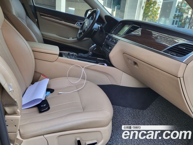 Hyundai Genesis 2015 — photo 9