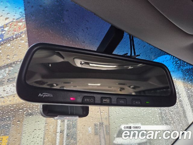 Kia Canival 2012 — photo 10