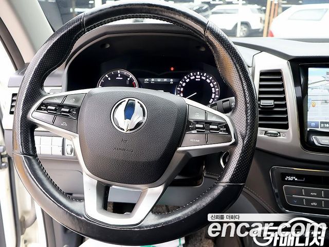 KG Mobility Rexton 2019 — photo 12