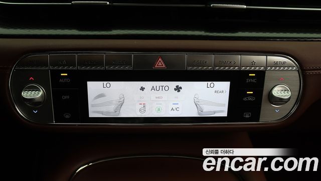 Genesis G90 2022 — photo 12