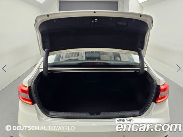 Hyundai Sonata 2015 — photo 19